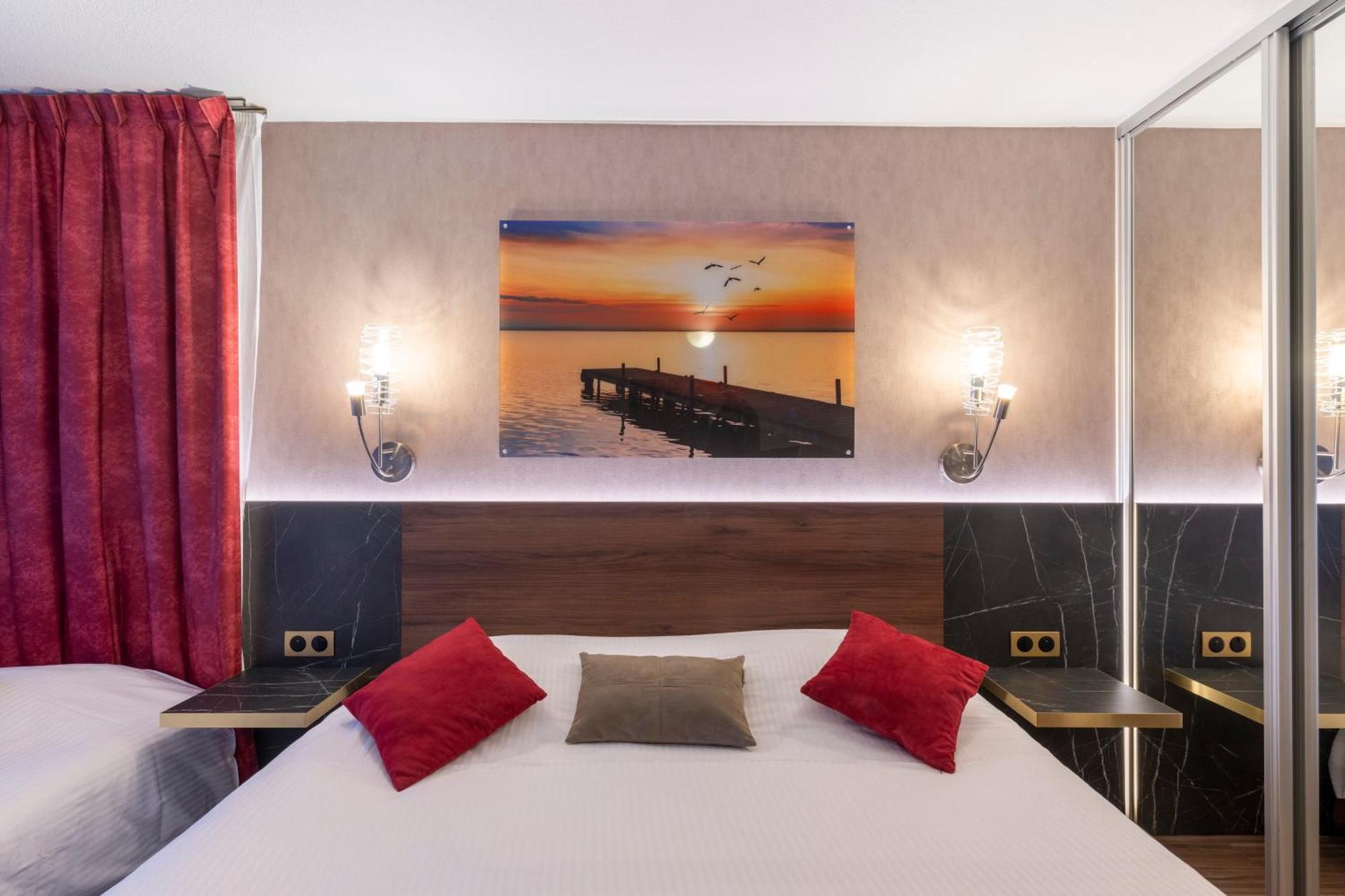 Logis Hotel Arc En Ciel Thonon-les-Bains Oda fotoğraf